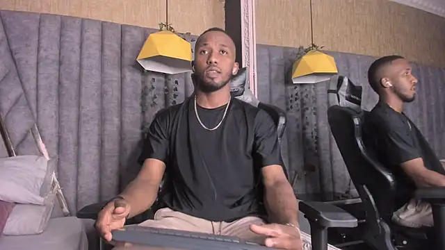 Snapshot of JamesParck chatting on February 26, 2026, 8:09 pm JamesParck online show from February 26, 2026, 8:09 pm