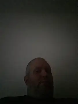ShyBoy1982 online show from May 3, 2026, 6:22 pm