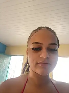 Lolacavalona online show from January 5, 2025, 5:09 pm