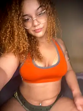 Lolacavalona online show from November 7, 2025, 4:50 am