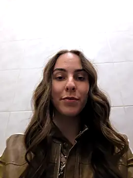 Snapshot of SierraSky_ chatting on May 30, 2026, 4:23 pm SierraSky online show from May 30, 2026, 4:23 pm