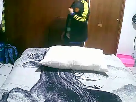 Snapshot of jperezofficial1 chatting on October 3, 2025, 6:48 am jperezofficial1 online show from October 3, 2025, 6:48 am