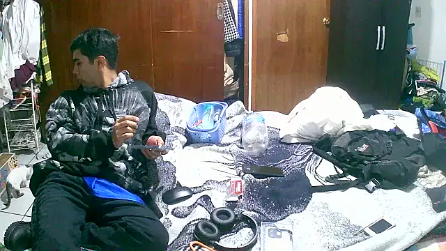 Snapshot of jperezofficial1 chatting on September 25, 2025, 8:20 am jperezofficial1 online show from September 25, 2025, 8:20 am