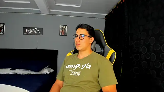 owengray2n online show from September 23, 2025, 1:56 am