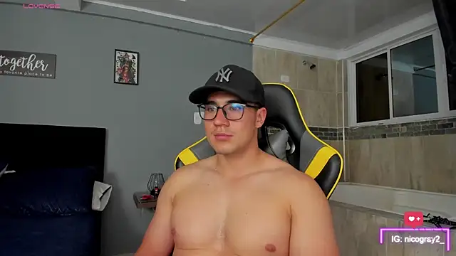 owengray2n online show from March 8, 2025, 4:56 am