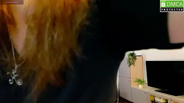 Snapshot of Sinty_Noria chatting on February 4, 2026, 1:11 am Sinty Noria online show from February 4, 2026, 1:11 am