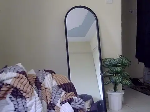 Snapshot of Sexy_racy_rebel_ chatting on February 26, 2026, 8:58 am Sexy racy rebel online show from February 26, 2026, 8:58 am