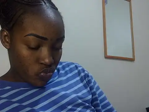 Sexy racy rebel  online show from November 6, 2025, 8:02 pm