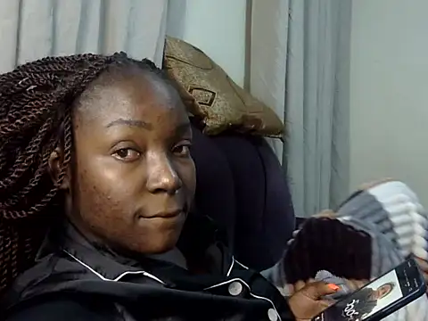 Snapshot of Sexy_racy_rebel_ chatting on February 10, 2026, 9:58 pm Sexy racy rebel online show from February 10, 2026, 9:58 pm