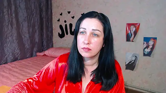 JillStevens online show from December 2, 2025, 2:19 pm