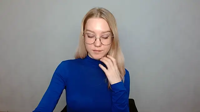 Snapshot of cindi_hot chatting on February 11, 2025, 11:31 am cindi hot online show from February 11, 2025, 11:31 am