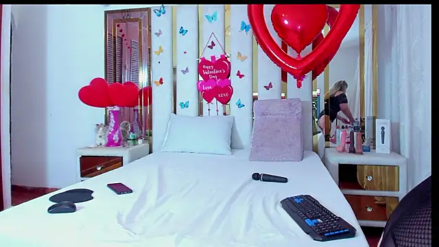 AnyelaGitanaMature online show from February 17, 2026, 3:15 am