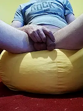 armando1983 hot online show from March 13, 2026, 8:47 pm