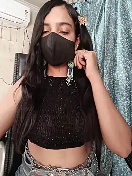 Parinaaz18 online show from May 22, 2026, 1:03 am