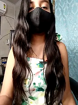 Parinaaz18 online show from December 3, 2025, 2:01 am