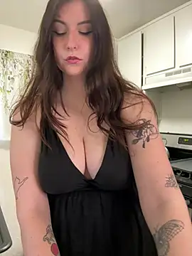 Snapshot of pennybaby133 chatting on February 21, 2026, 1:18 am pennybaby133 online show from February 21, 2026, 1:18 am