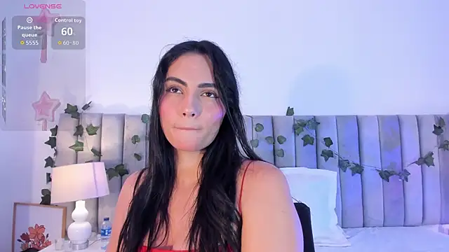 kareena basu online show from April 16, 2026, 3:40 am