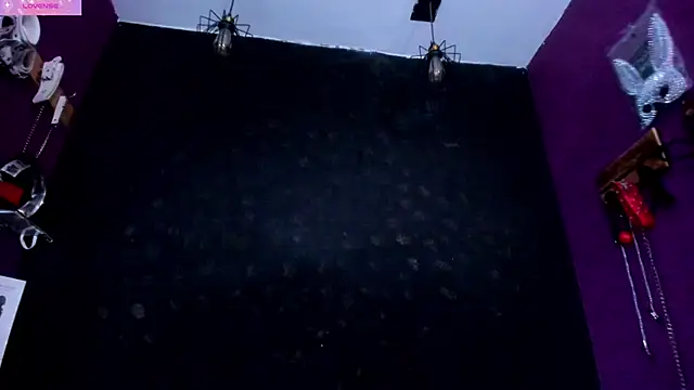 Alexa Slave online show from April 7, 2026, 7:15 pm