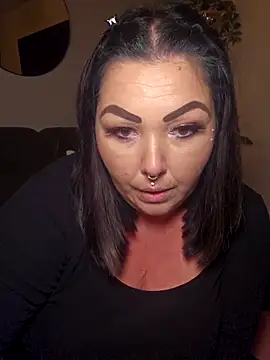 -BonnieBlack- online show from November 9, 2025, 6:56 pm