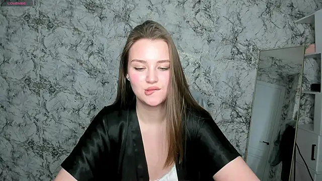 DeniRicchii online show from March 3, 2026, 6:15 pm