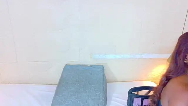 Shamiraa moore online show from April 1, 2026, 8:06 pm