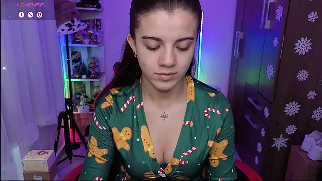 Snapshot of Layla_castilloo chatting on December 22, 2025, 3:34 pm Layla castilloo online show from December 22, 2025, 3:34 pm