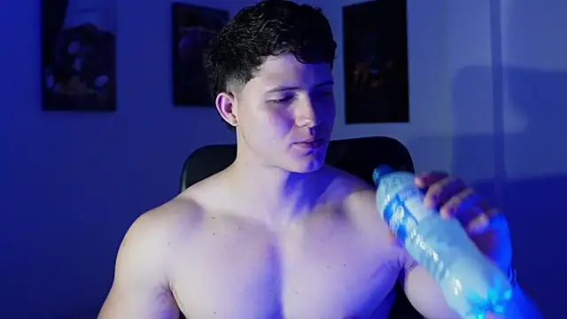 Hazzan Velez online show from April 13, 2026, 11:31 pm