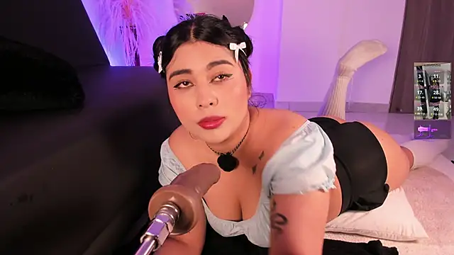 Danna adams01 online show from April 23, 2026, 6:09 pm