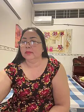 Snapshot of NDith chatting on February 23, 2026, 9:04 pm NDith online show from February 23, 2026, 9:04 pm