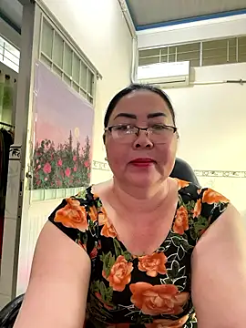 Snapshot of NDith chatting on January 16, 2026, 12:03 am NDith online show from January 16, 2026, 12:03 am