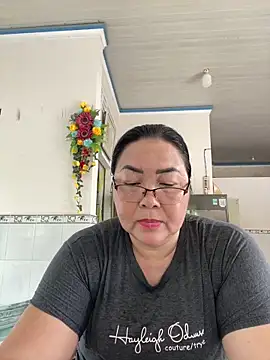 NDith online show from November 11, 2025, 1:55 am