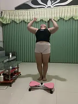 Snapshot of NDith chatting on February 2, 2026, 11:42 am NDith online show from February 2, 2026, 11:42 am