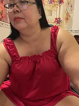 Snapshot of NDith chatting on May 14, 2026, 12:02 pm NDith online show from May 14, 2026, 12:02 pm