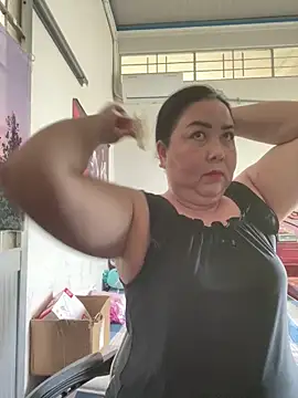 Snapshot of NDith chatting on February 3, 2026, 7:02 am NDith online show from February 3, 2026, 7:02 am