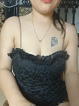 lyna bl online show from July 11, 2026, 2:28 pm