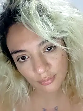 Snapshot of kitten_sweet chatting on September 27, 2025, 6:19 am kitten sweet online show from September 27, 2025, 6:19 am
