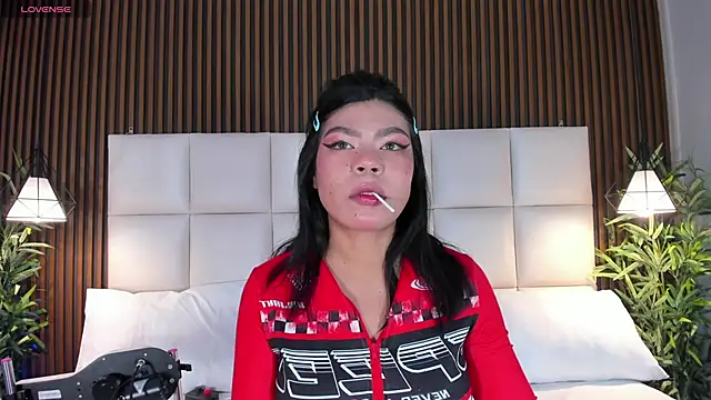 CailynBrowm online show from November 14, 2025, 4:49 am