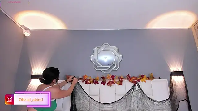 AkiraKings online show from October 15, 2025, 3:38 am