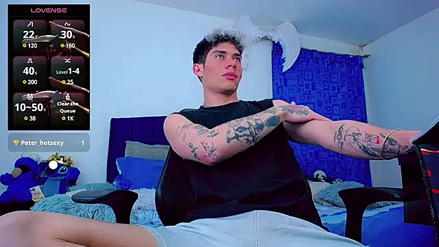 thiagomurphyy online show from March 3, 2025, 6:09 am