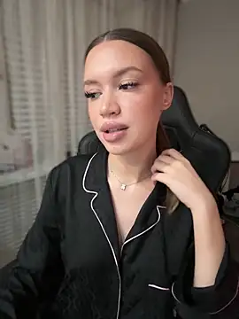 bunnyrich online show from October 24, 2025, 10:20 pm