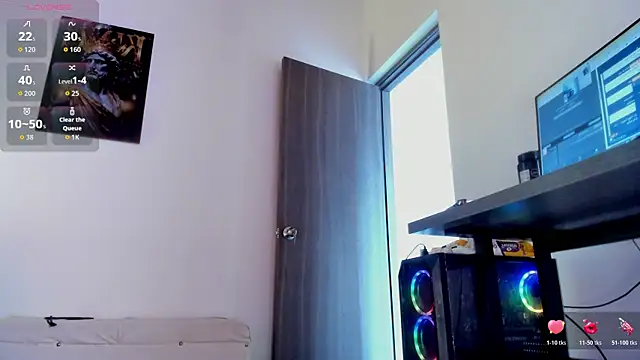 Nina Fuentes online show from November 22, 2025, 2:38 pm