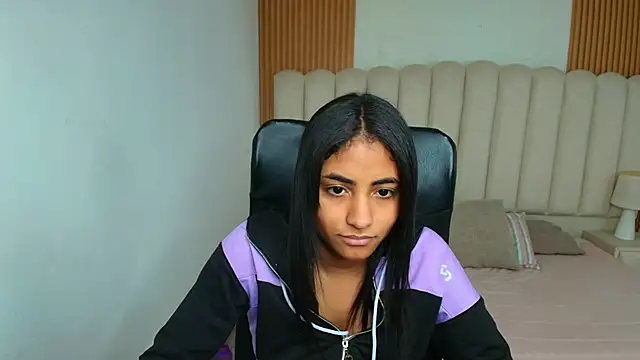 Snapshot of shaneelle chatting on February 20, 2026, 6:19 am shaneelle online show from February 20, 2026, 6:19 am