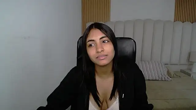 shaneelle online show from May 21, 2026, 12:13 pm