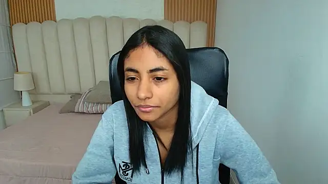 Snapshot of shaneelle chatting on February 4, 2026, 3:12 am shaneelle online show from February 4, 2026, 3:12 am