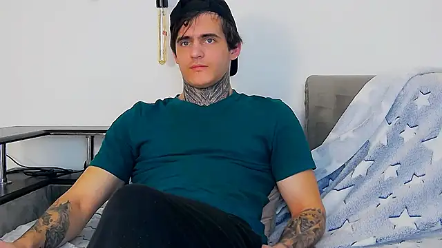 CarterCole online show from January 7, 2026, 9:47 am