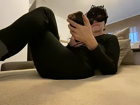 Marilou1983 online show from February 9, 2026, 4:16 pm