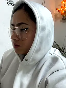 Sweet  Nurse1 online show from November 29, 2025, 4:29 pm