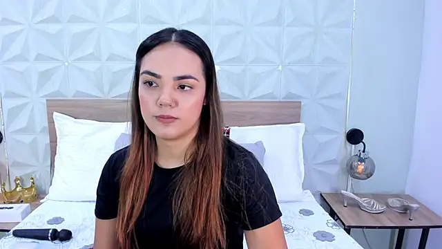 Snapshot of Stacey_white_ chatting on May 26, 2026, 8:18 pm Stacey white online show from May 26, 2026, 8:18 pm