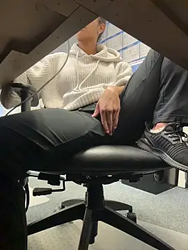 Wild Jaz69 online show from January 15, 2026, 7:50 pm