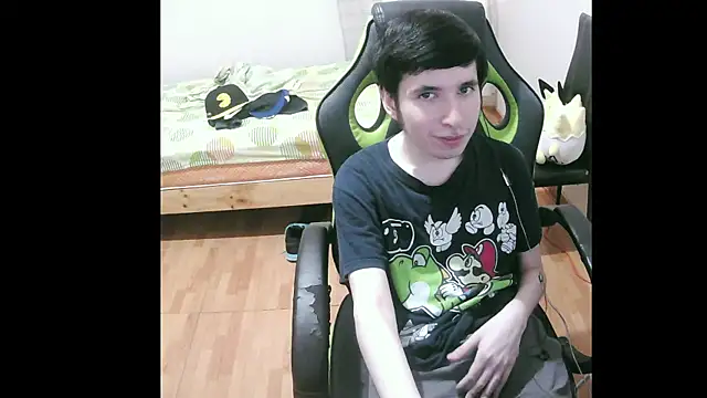 Snapshot of Twink_martinboy chatting on January 29, 2025, 11:25 pm Twink martinboy online show from January 29, 2025, 11:25 pm